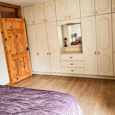 Moat Holiday Rental Lisnaskea Luaran gambar