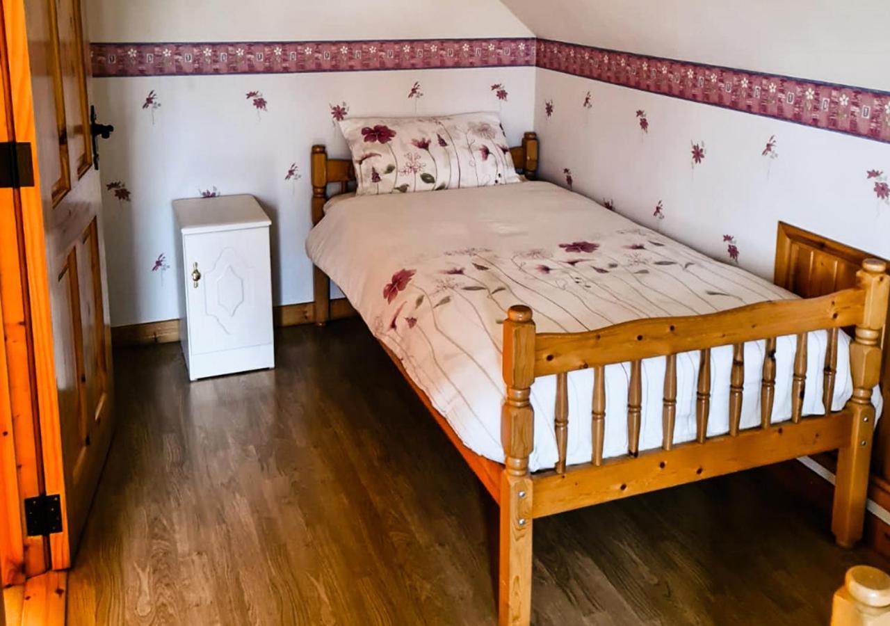 Moat Holiday Rental Lisnaskea Luaran gambar