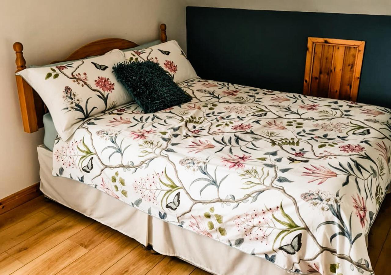 Moat Holiday Rental Lisnaskea Luaran gambar