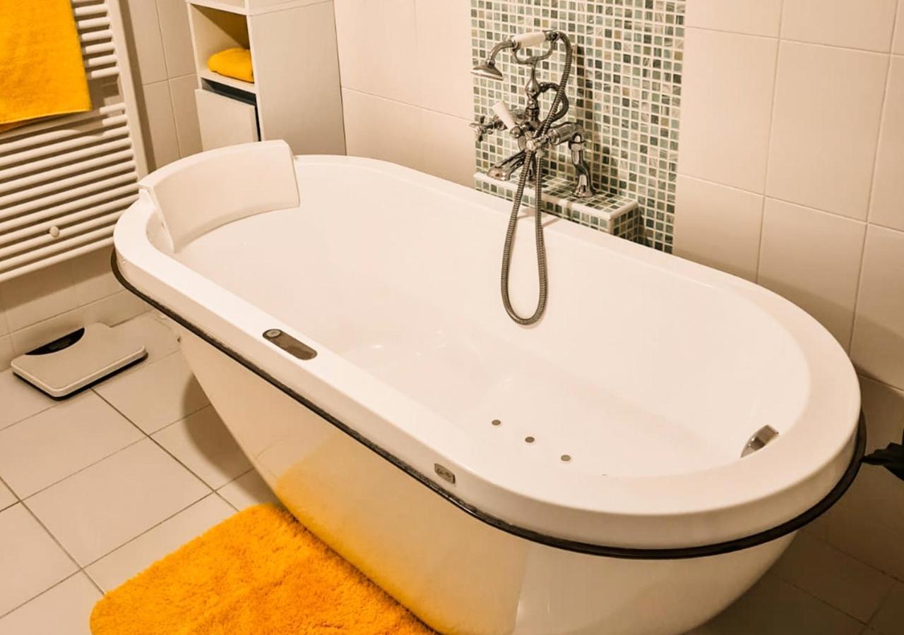 Moat Holiday Rental Lisnaskea Luaran gambar