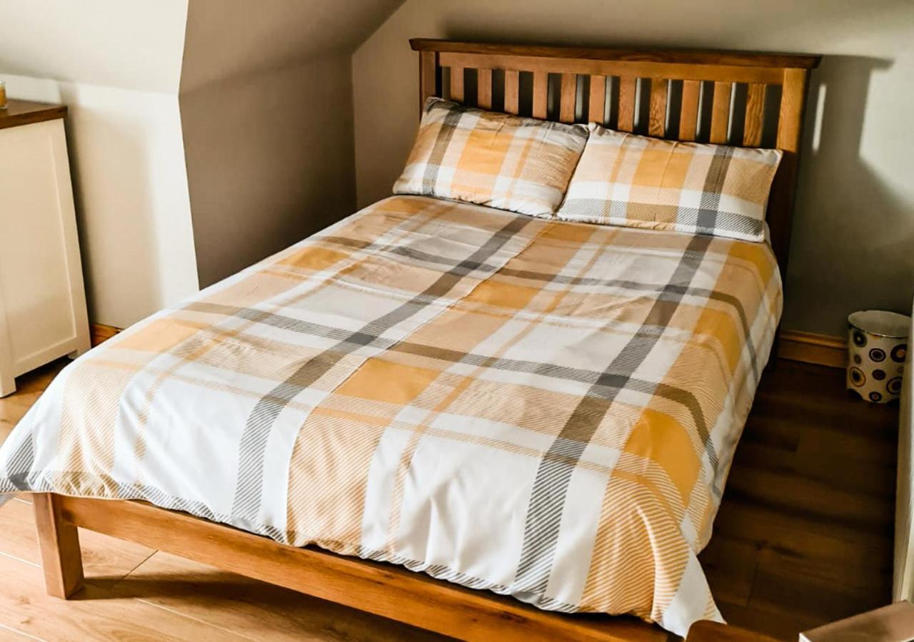 Moat Holiday Rental Lisnaskea Luaran gambar